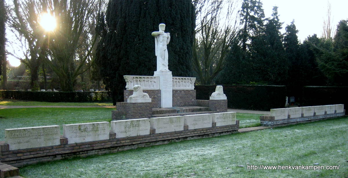 War graves and memorial, Tolsteeg Cemetery, Utrecht
