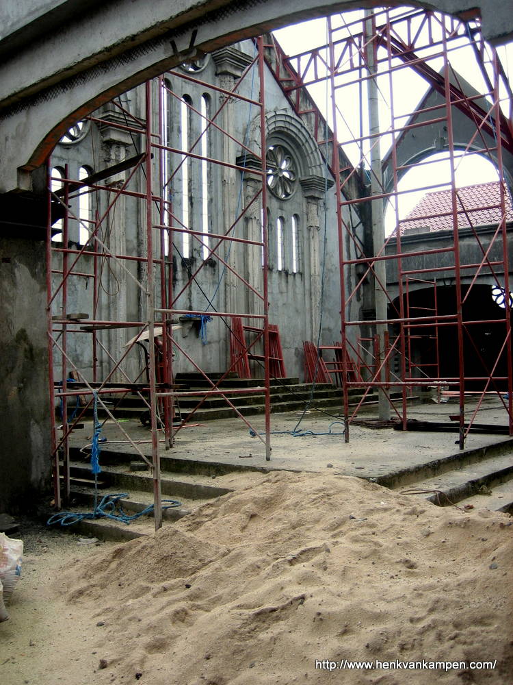Building a new church in Sulangan