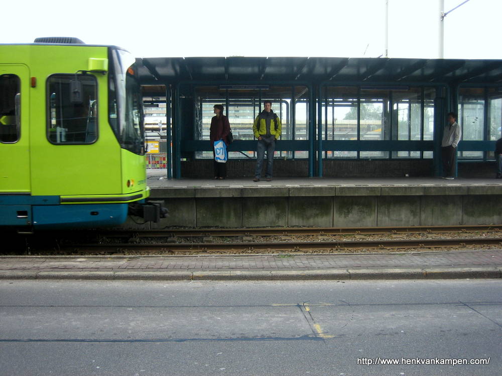 Tramhalte Centraal station / Stadsbussen