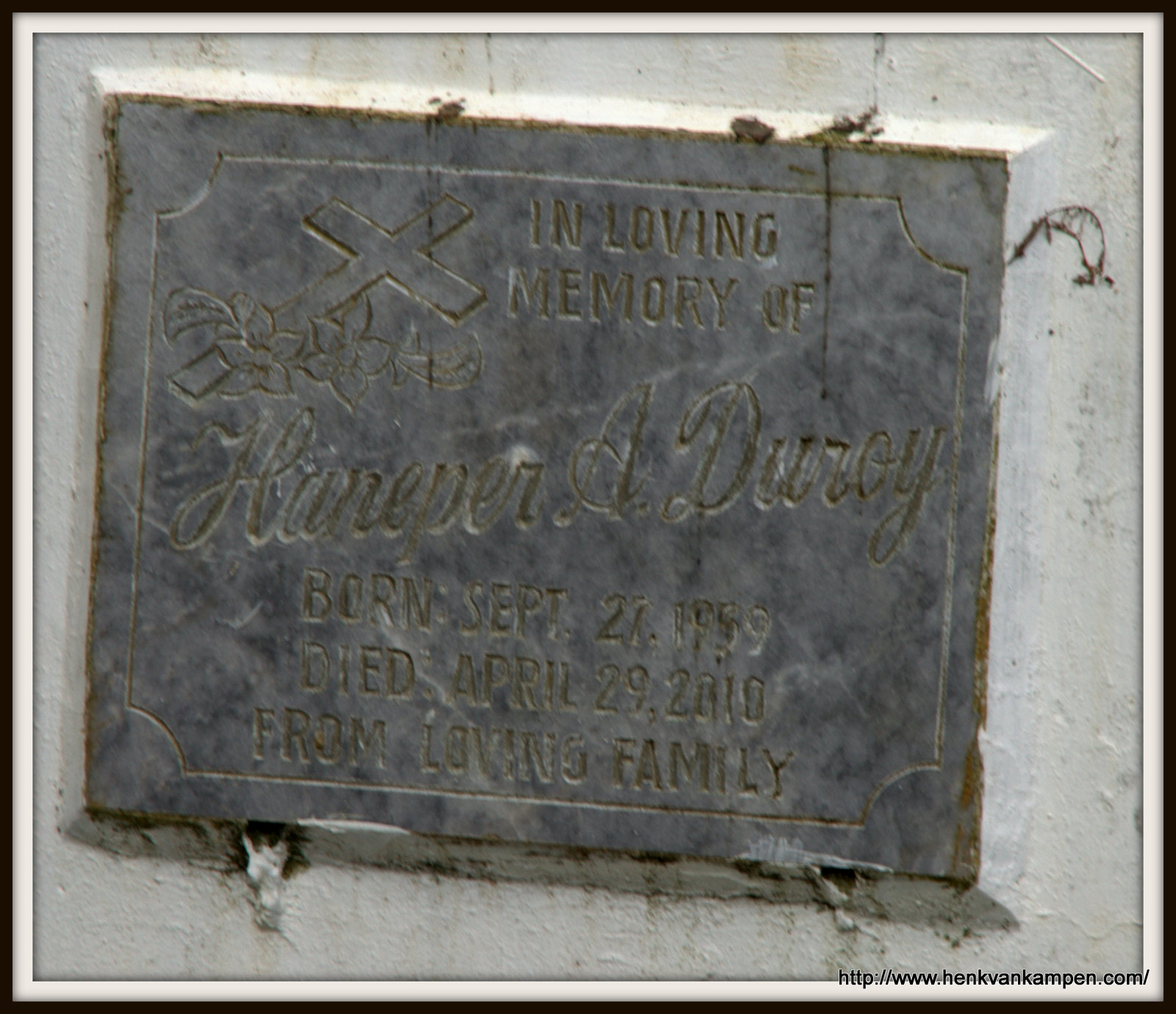 Inscription on tomb of Haneper Duroy (1939-2010)