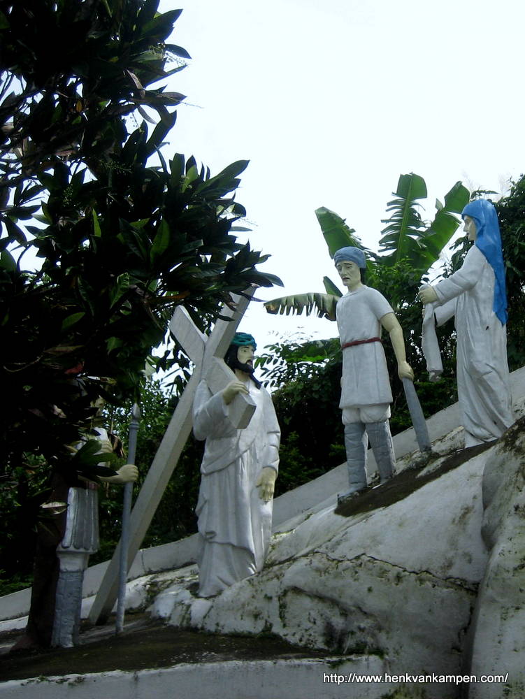 Veronica wipes Jesus' face with her veil - Stations of the Cross, Tacloban City