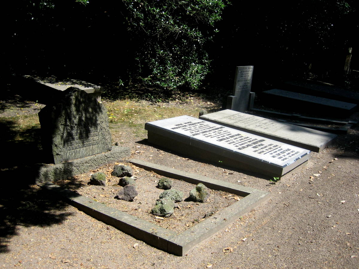 Bosdrift cemetery, Hilversum