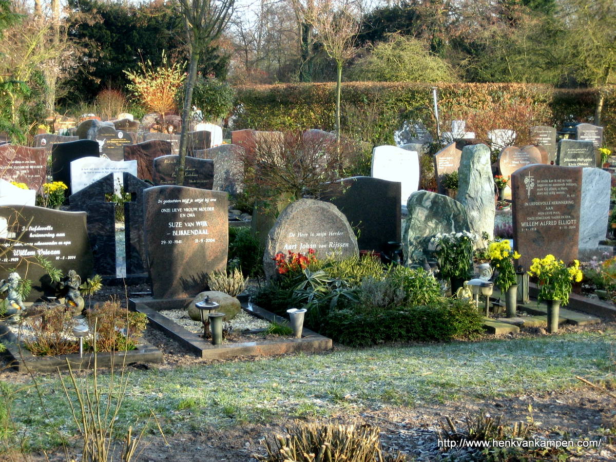 Tolsteeg cemetery II