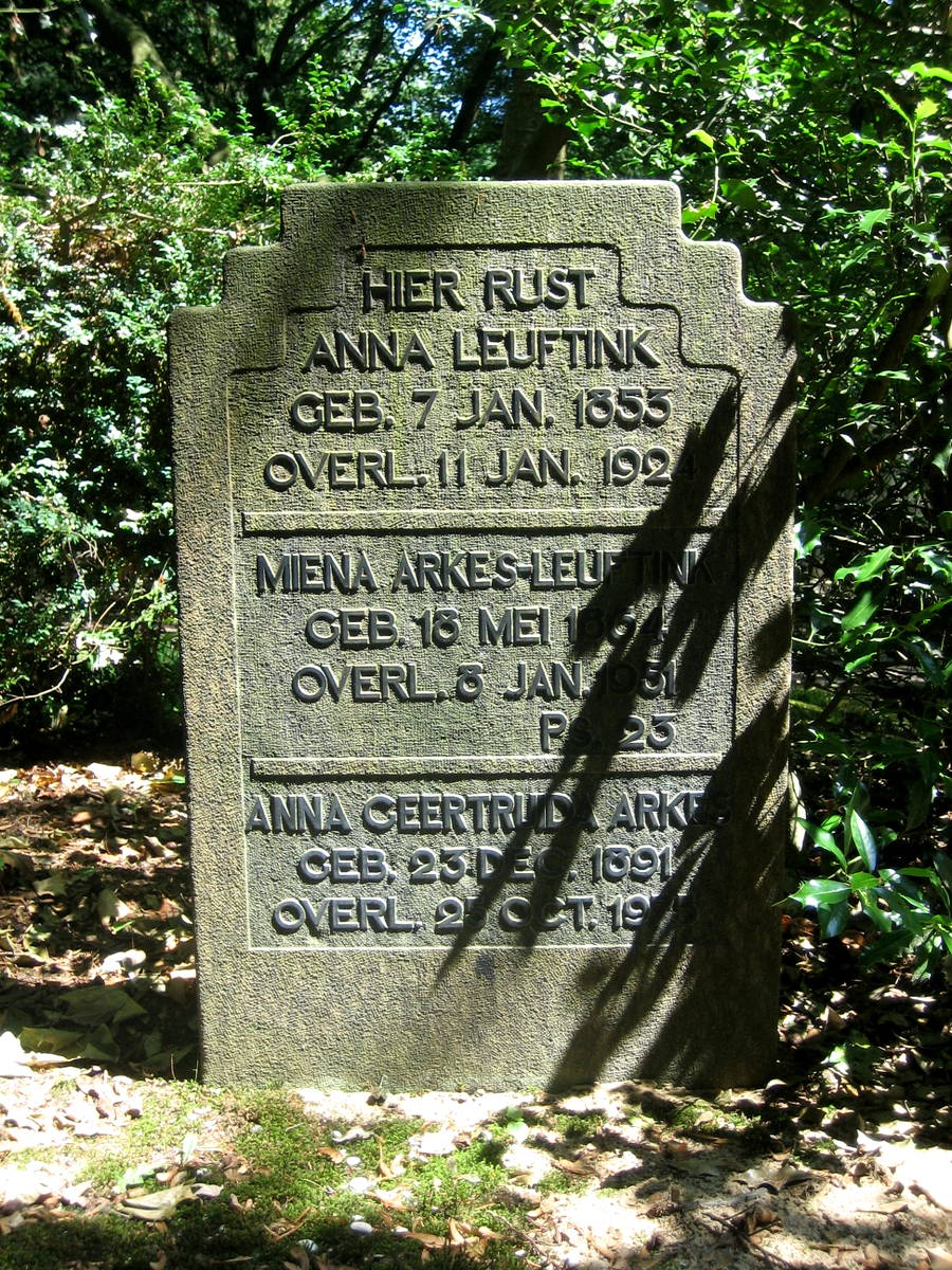 Tombstone Tuesday in Hilversum